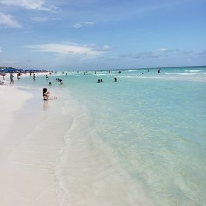 Meet your Posher, Alissa